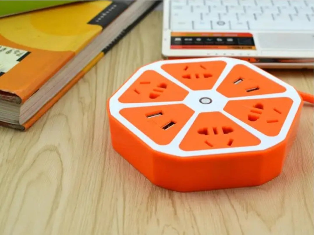 Regleta con 4 Puertos USB y 4 Tomas de Corriente