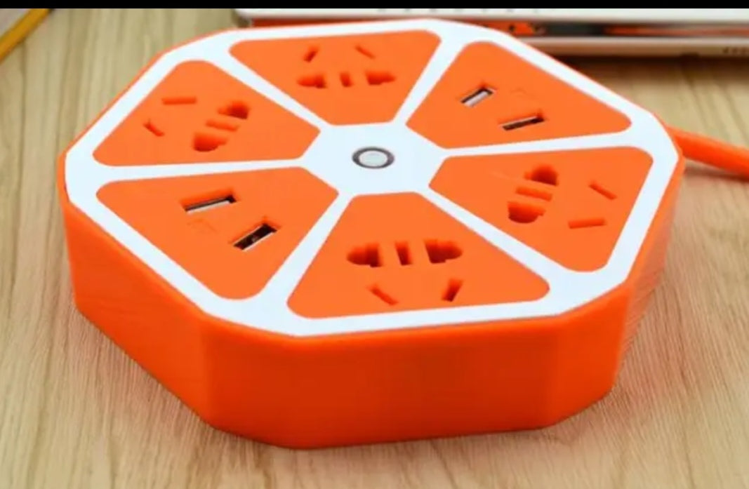 Regleta con 4 Puertos USB y 4 Tomas de Corriente